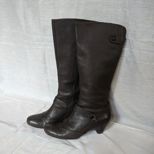 SUPER CUTE Corso Como Capri, BROWN leather boots.